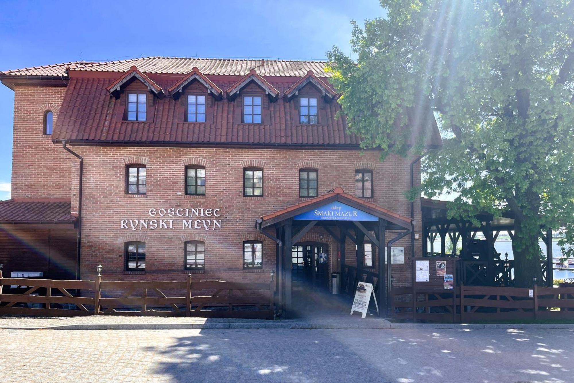 Gosciniec Rynski Mlyn Ryn  Buitenkant foto